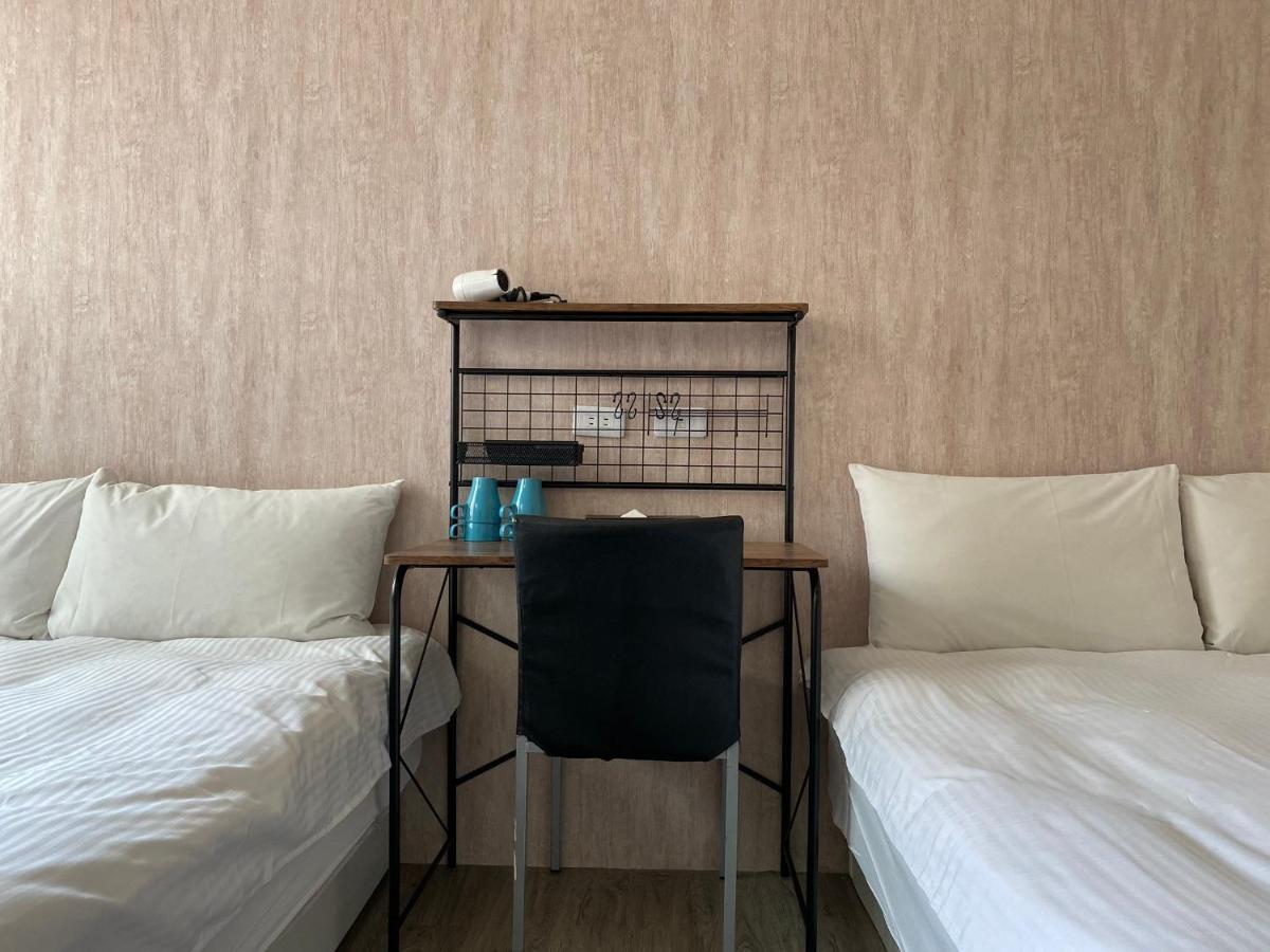 Fengjia Sleep Hotel ไถจง ภายนอก รูปภาพ