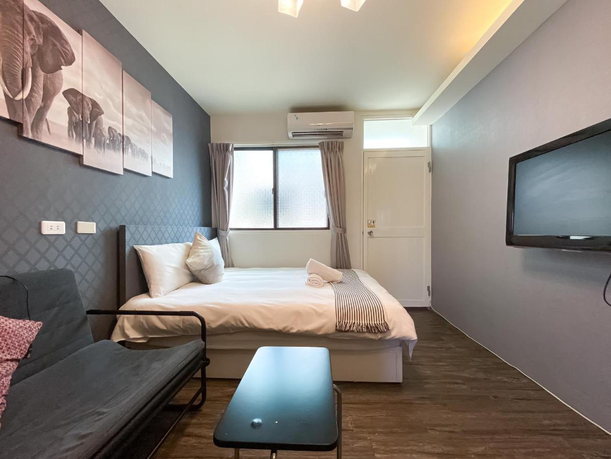 Fengjia Sleep Hotel ไถจง ภายนอก รูปภาพ