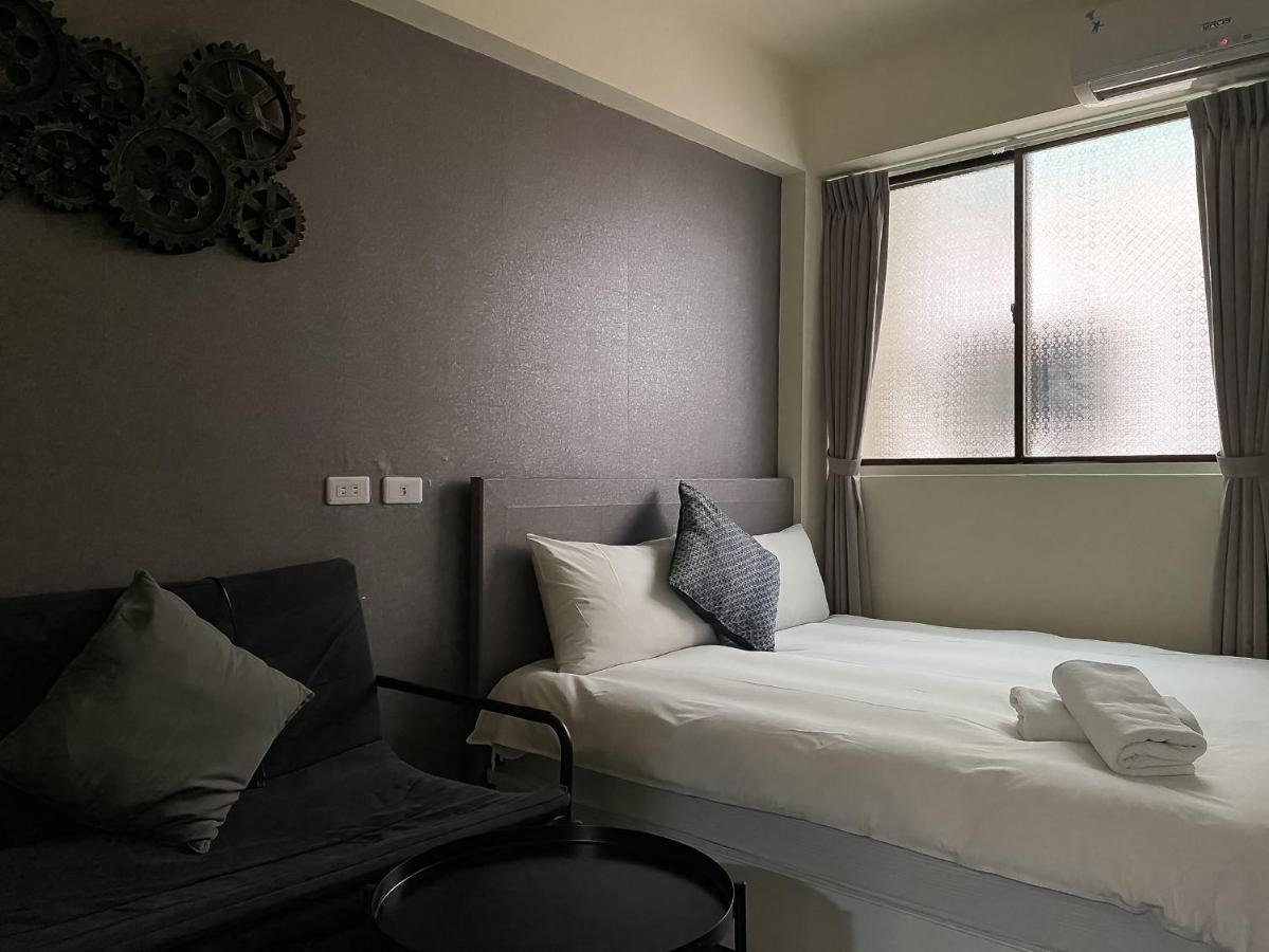 Fengjia Sleep Hotel ไถจง ภายนอก รูปภาพ
